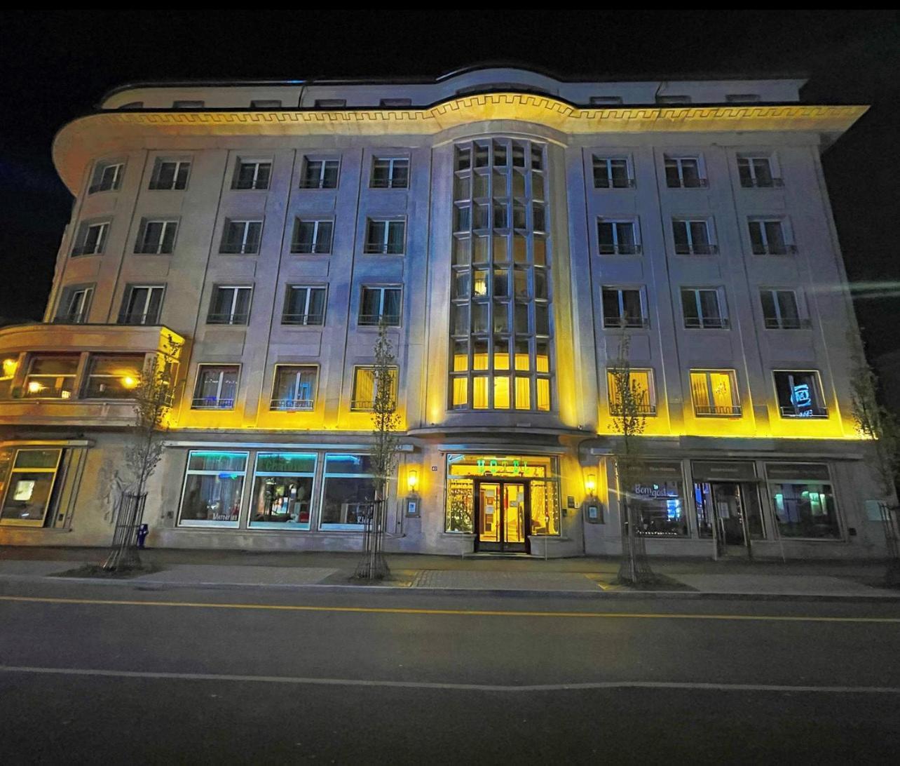 לה שו דה פו Hotel Athmos מראה חיצוני תמונה