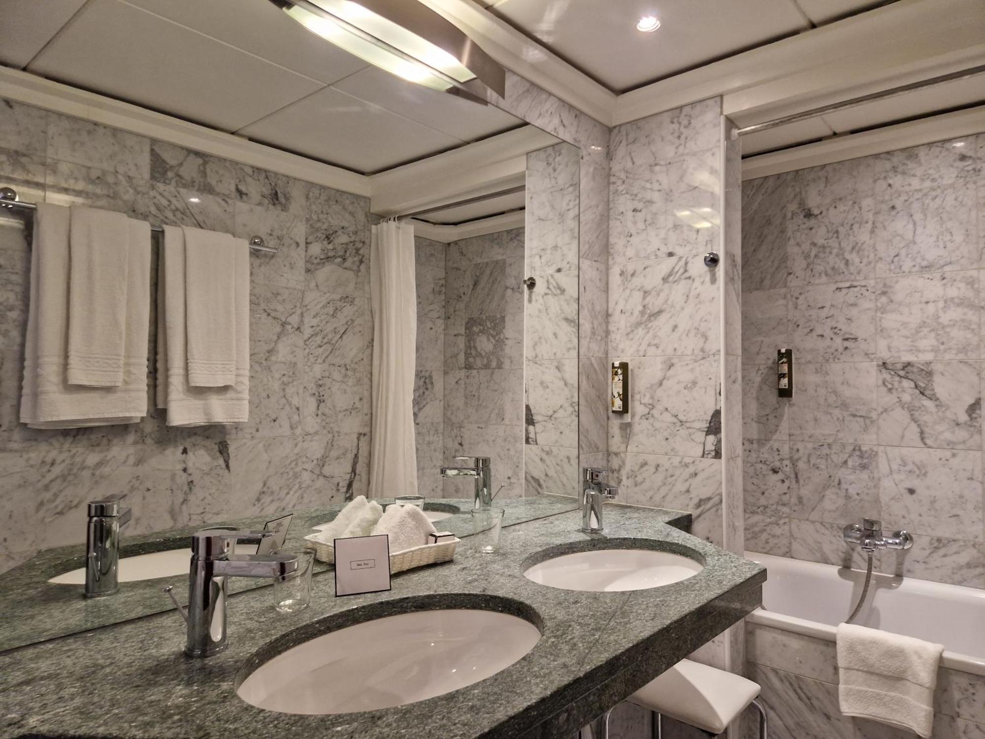 לה שו דה פו Hotel Athmos חדר תמונה